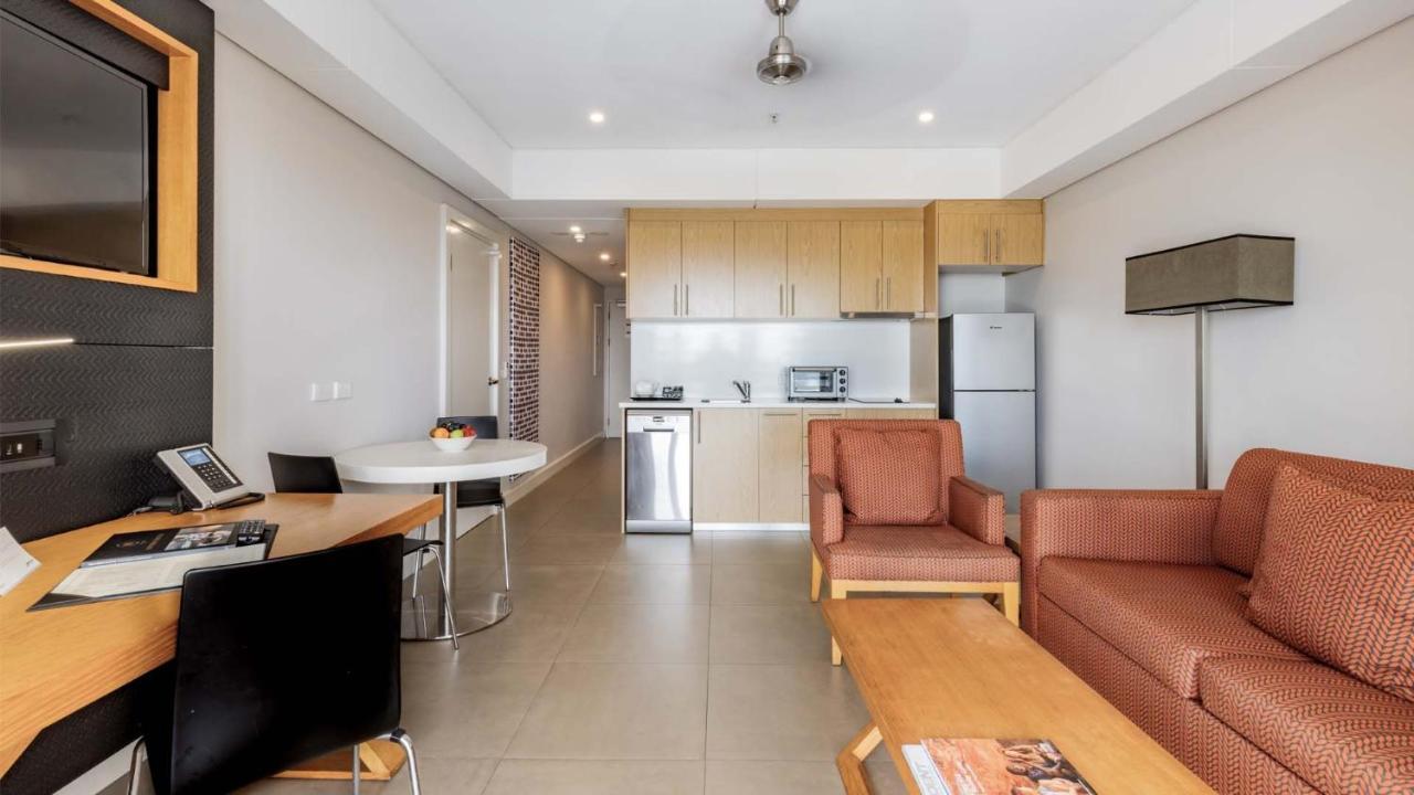 Oaks Darwin Elan Hotel Kültér fotó